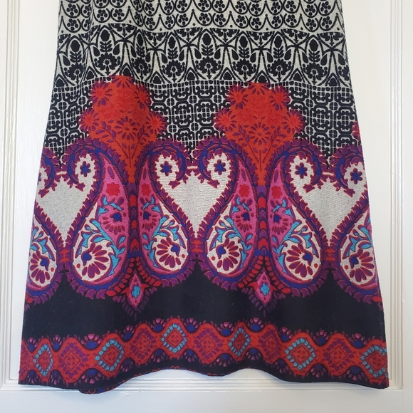 Papillon Sweater Dress – Size XL – Black/Grey/Crimson - Picture 3 of 5